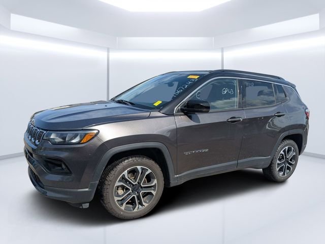 Used 2023 Gray Jeep Limited image 7