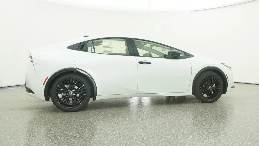 New 2026 Wind Chill Pearl Toyota Nightshade Edition image 22