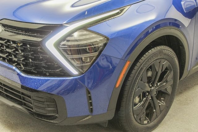 Used 2025 Sapphire Blue Kia X-Line image 4