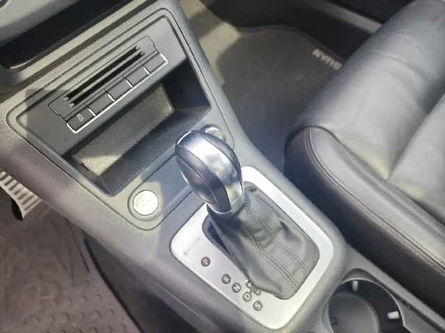 Used 2014 Gray Volkswagen R-Line image 27