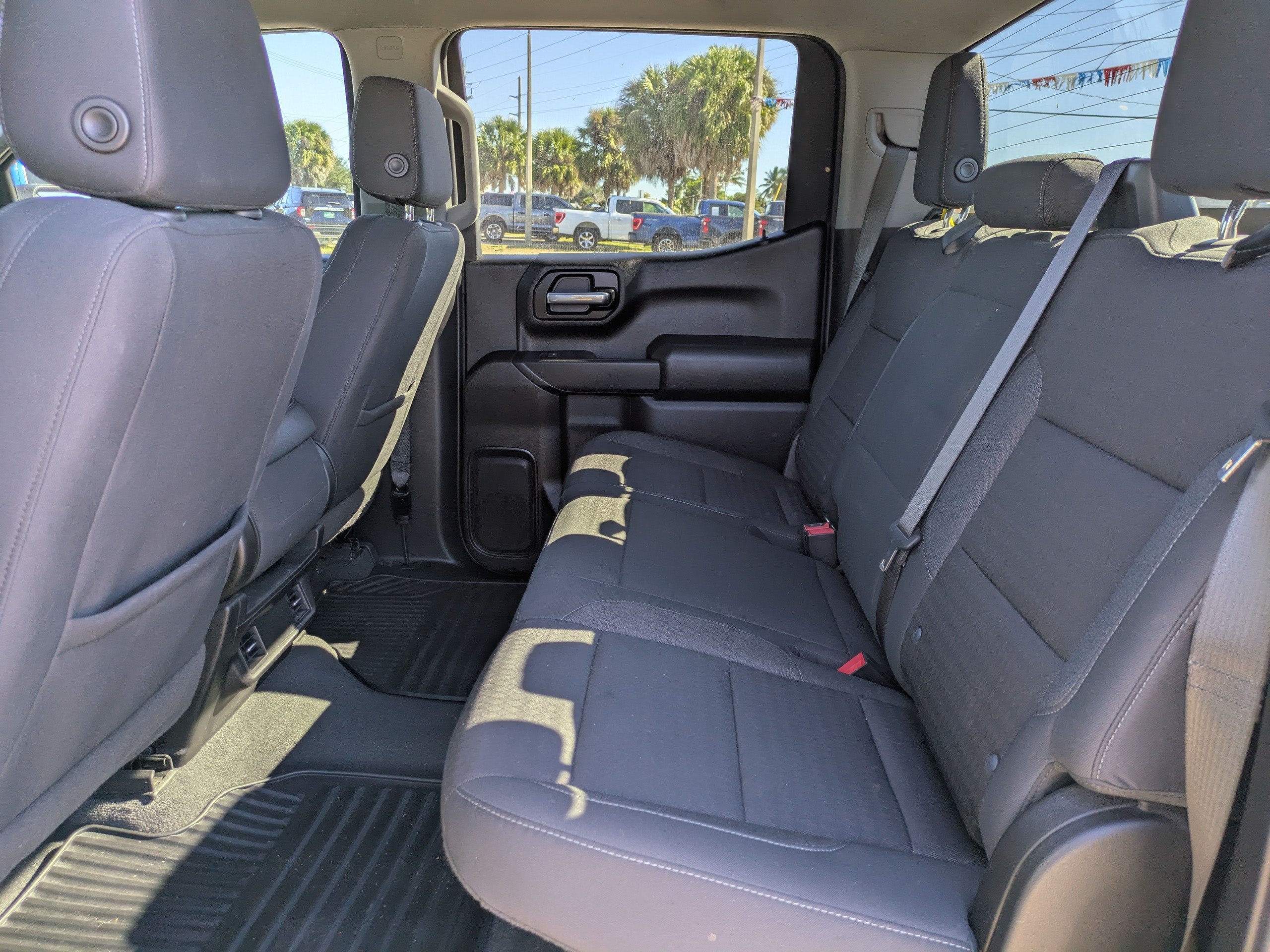 Used 2022 Summit White Chevrolet Custom image 13