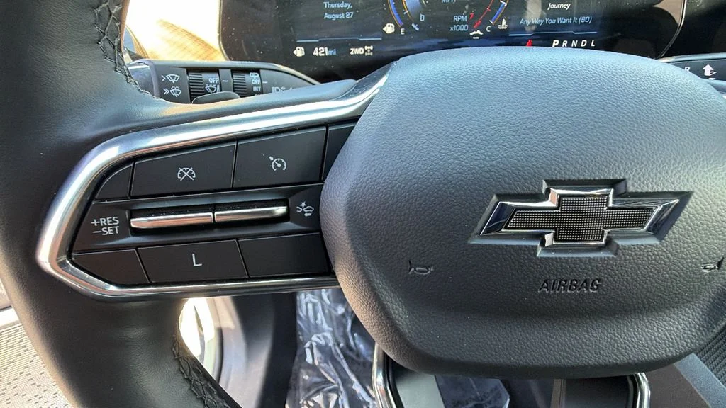 Used 2025 Green Chevrolet ACTIV image 19