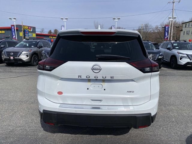 New 2026 Everest White Pearl TriCoat Nissan SV image 4
