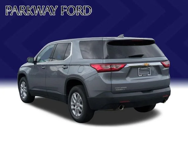Used 2021 Gray Chevrolet LS image 3