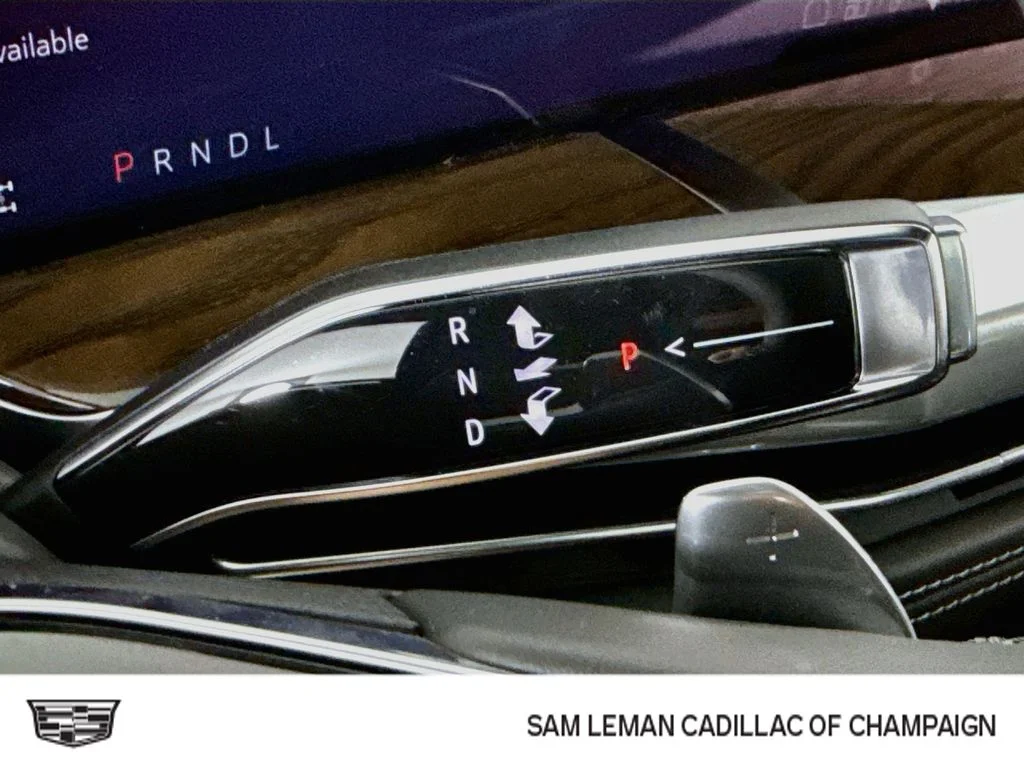 Used 2025 White Cadillac Sport Platinum image 17