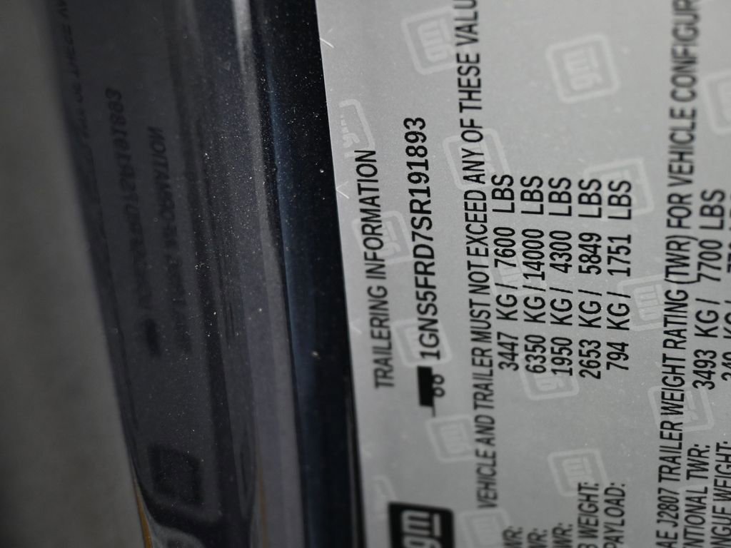 2025 Chevrolet Suburban Premier - Photo 18