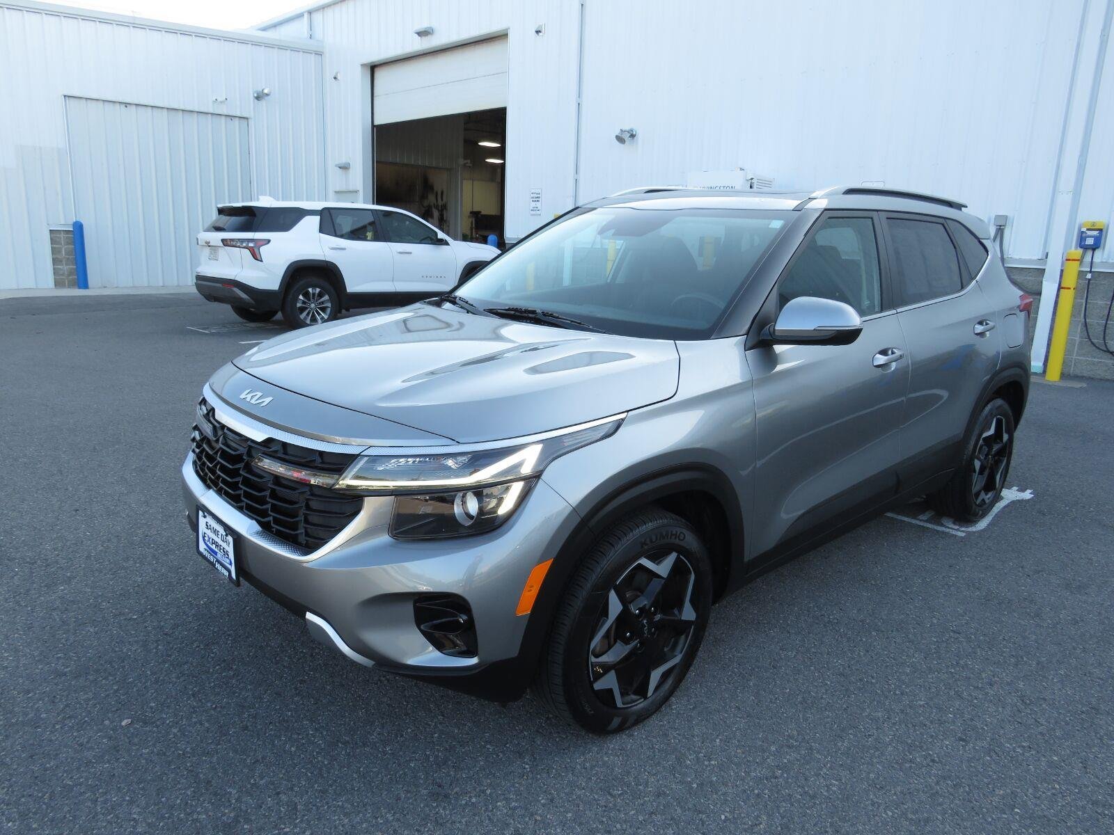 Used 2024 Steel Gray Kia EX image 11