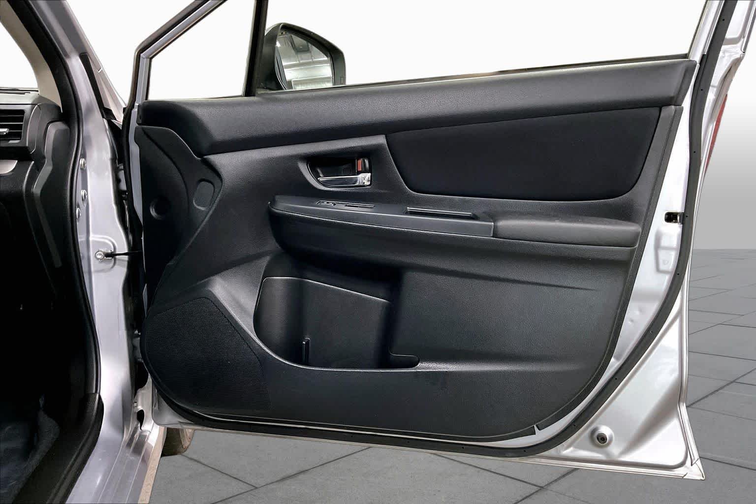 Used 2013 Ice Silver Metallic Subaru 2.0i Sport Premium image 22
