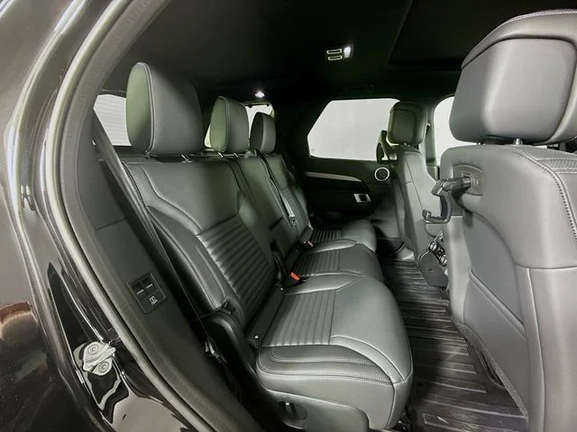 2026 Land Rover Discovery Dynamic SE - Photo 29