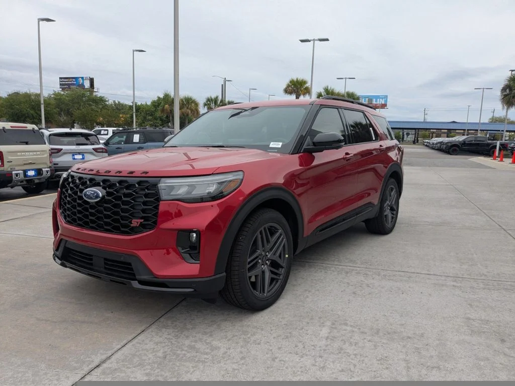 New 2026 Rapid Red Metallic Tinted Clearcoat Ford ST image 8