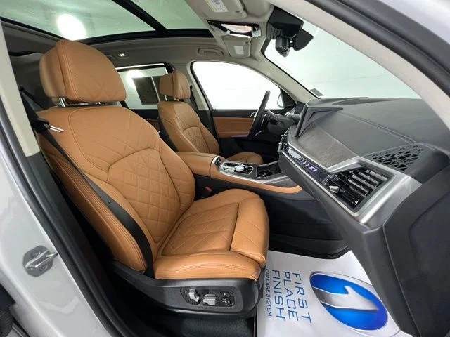 Certified Used 2023 White BMW xDrive40i image 43