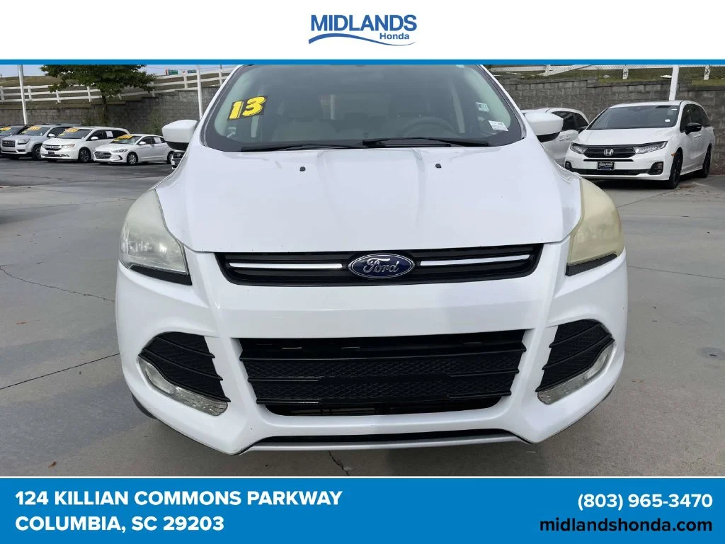 Used 2013 Oxford White Ford SE image 2