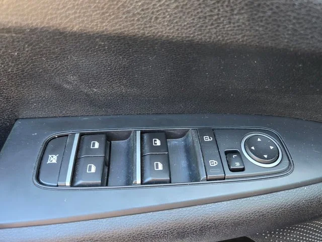 Used 2019 Blue Kia LXS image 36