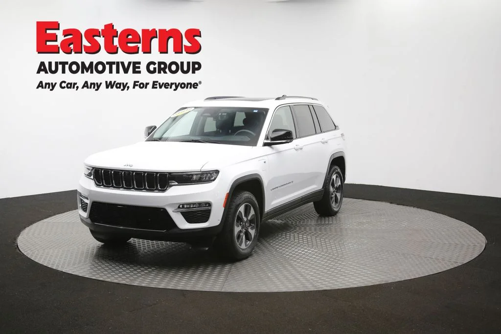 Used 2022 White Jeep 4xe image 58