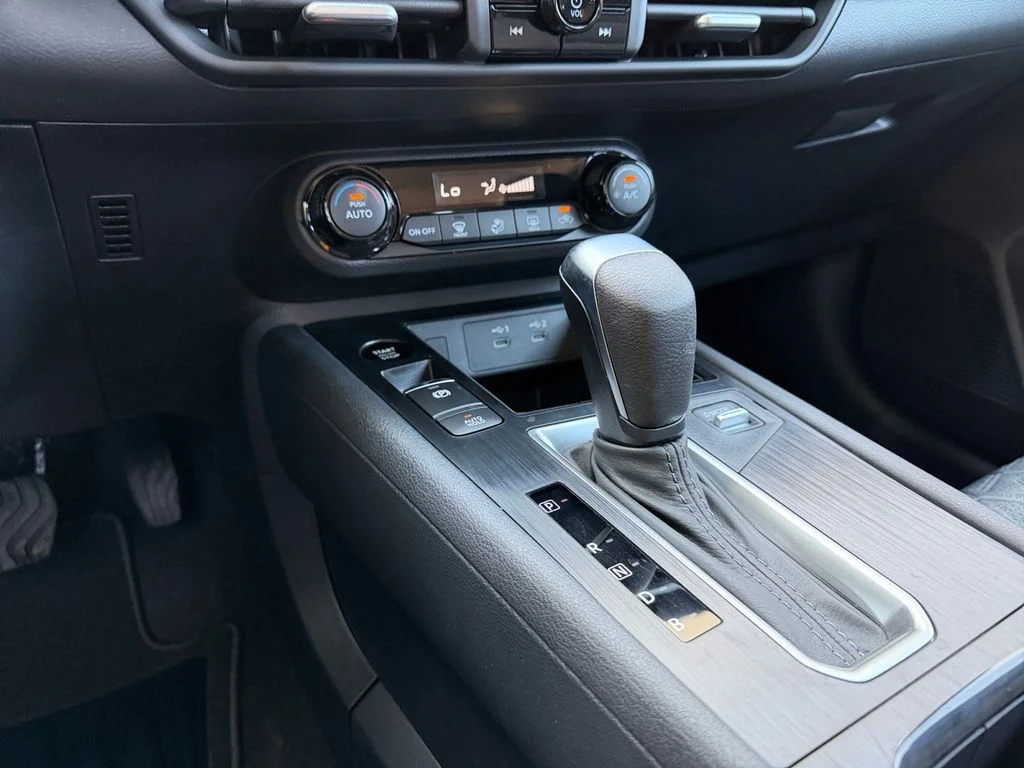 New 2027 Gray Nissan SV image 22