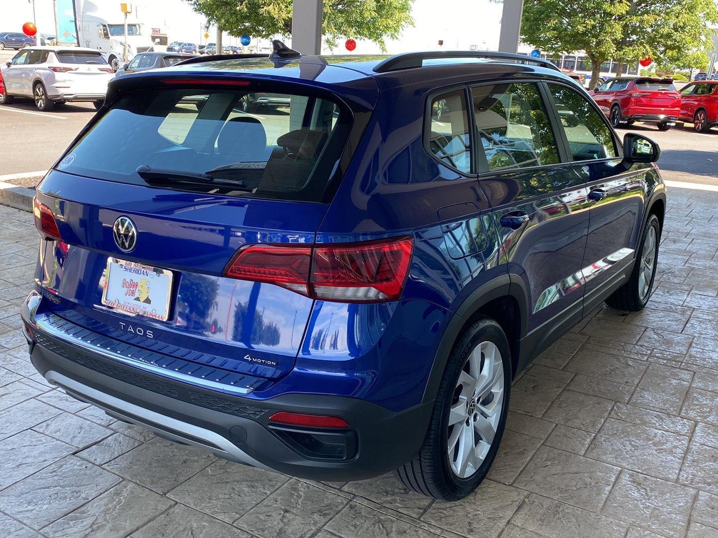 Used 2023 Dusk Blue Metallic Volkswagen S image 7
