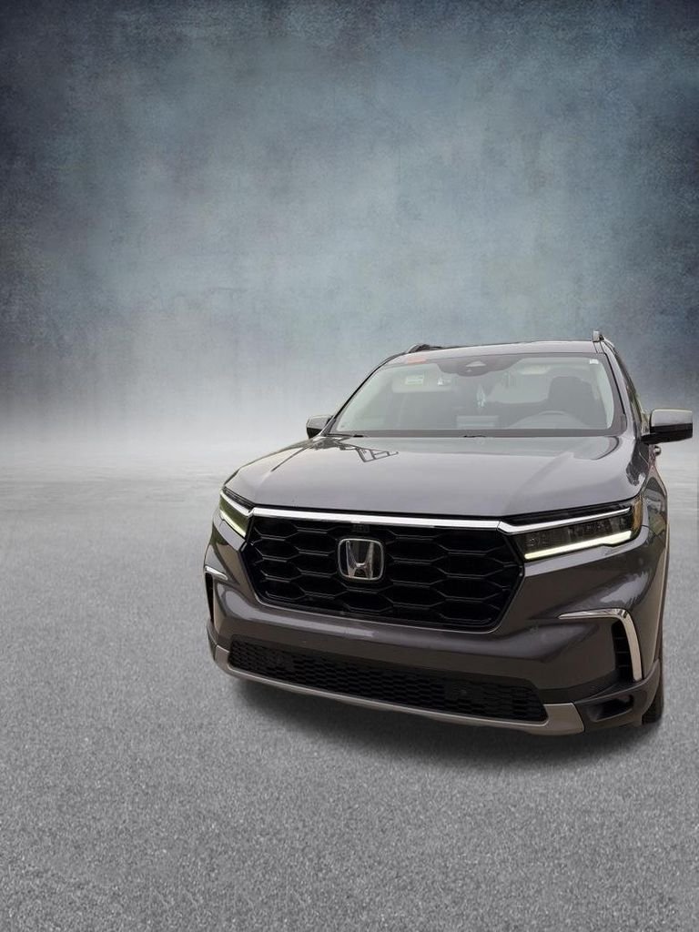 Used 2023 Gray Honda Elite image 3