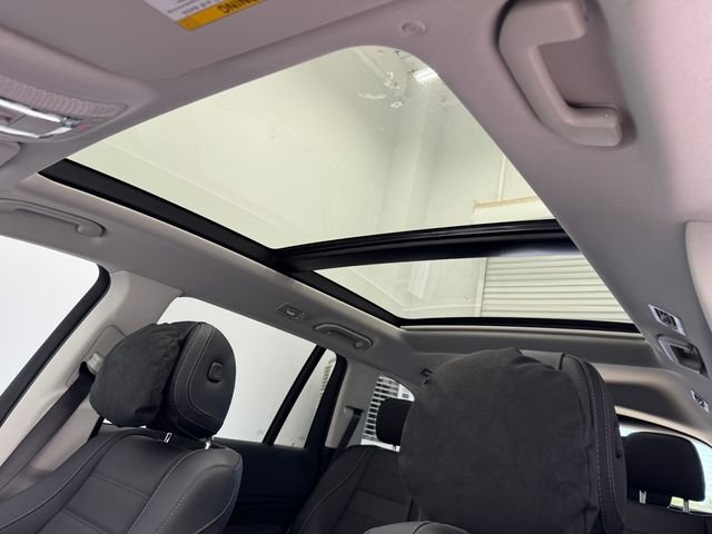 2026 Mercedes-Benz GLS Base - Photo 6