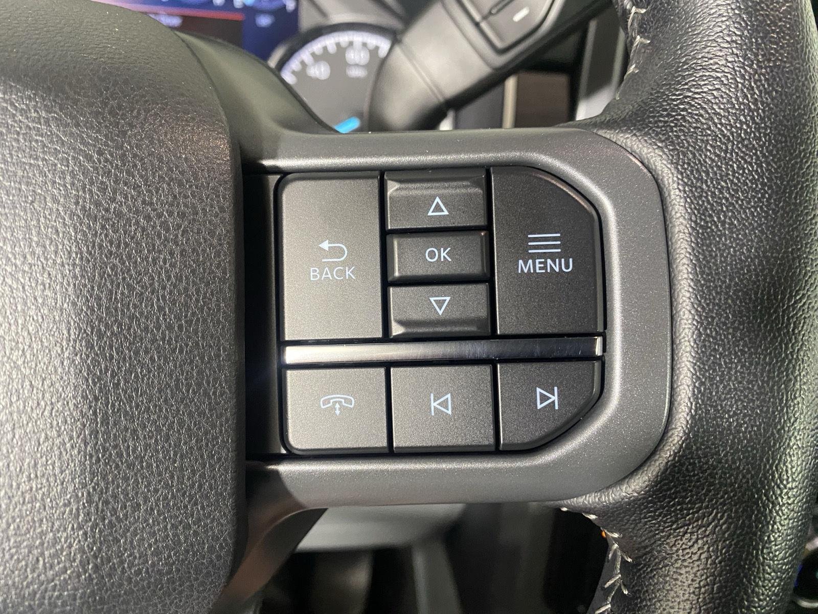 Used 2022 Agate Black Ford XLT image 16