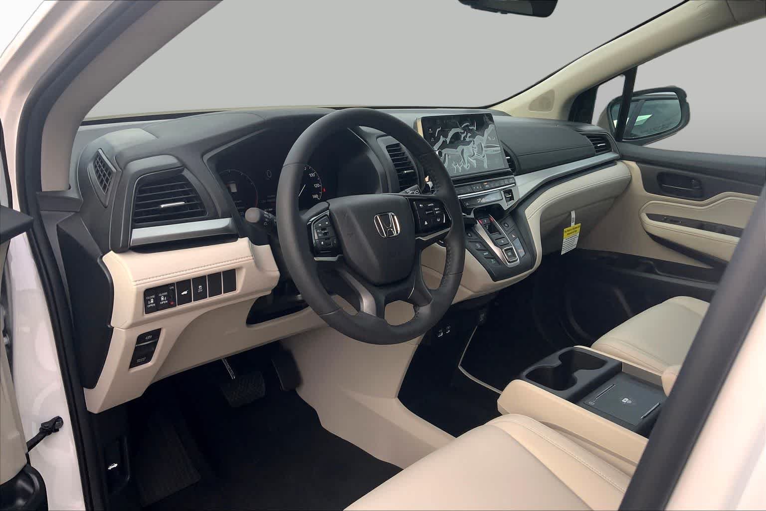 New 2026 Platinum White Pearl Honda EX-L image 8