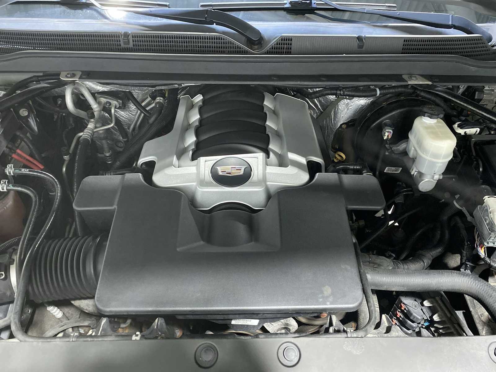 Used 2016 Silver Coast Metallic Cadillac Luxury Collection image 9