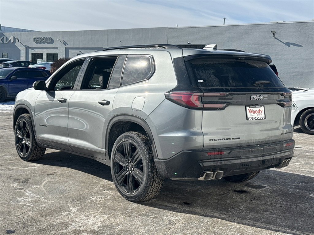 2026 GMC ACADIA - Image 5