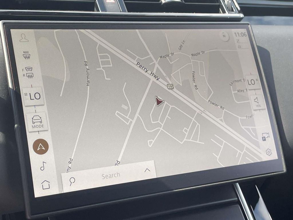 New 2026 Santorini Black Land Rover Dynamic SE image 20