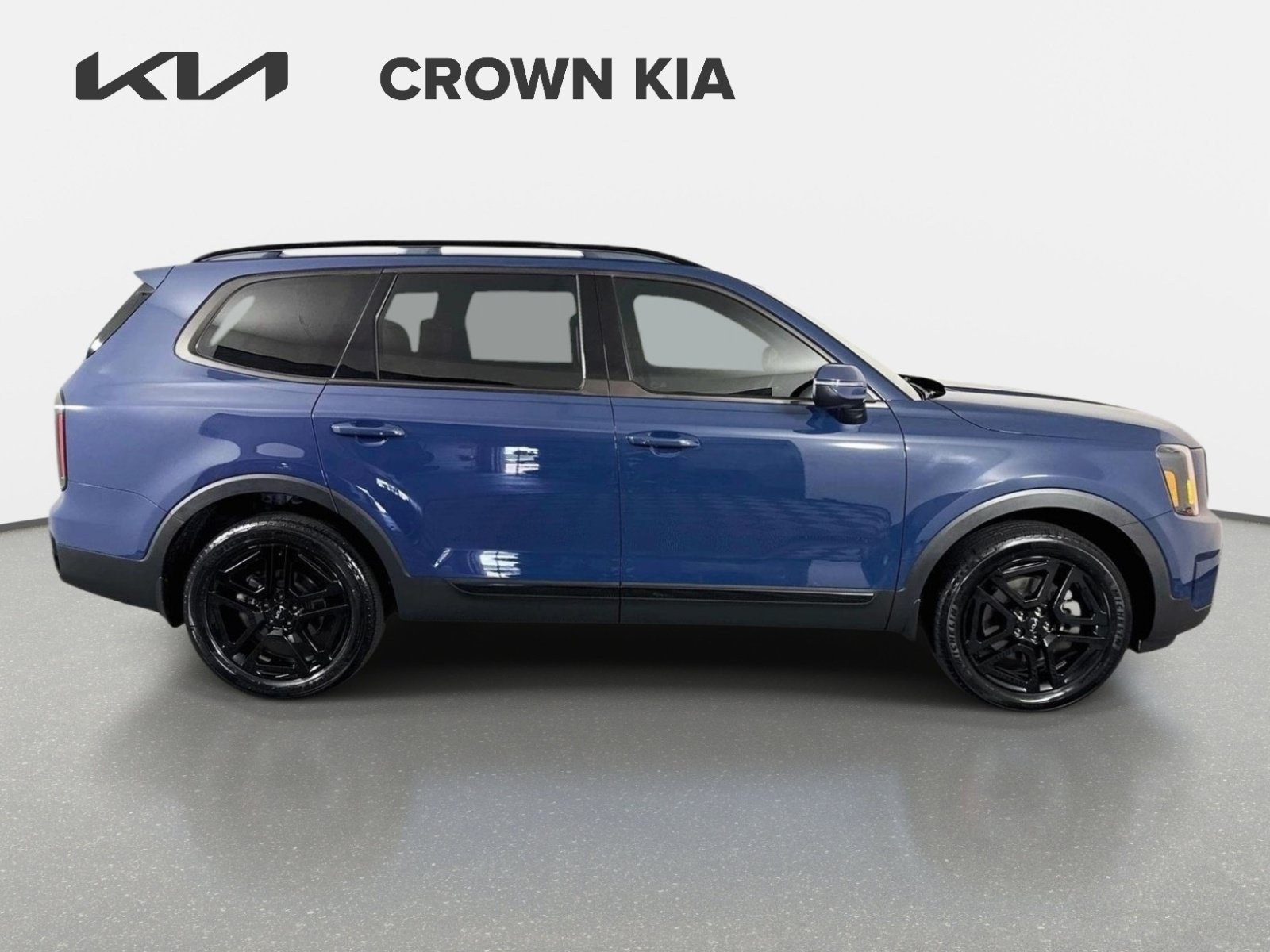 Used 2024 Midnight Lake Blue Kia EX X-Line image 4