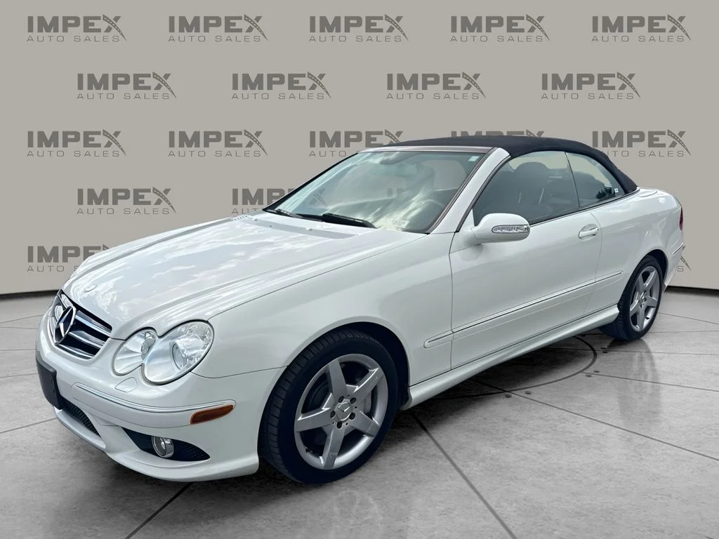 Used 2007 White Mercedes-Benz CLK 550 image 1
