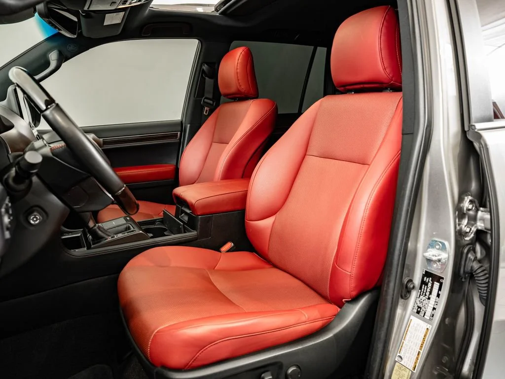 Used 2023 Atomic Silver Lexus 460 image 22