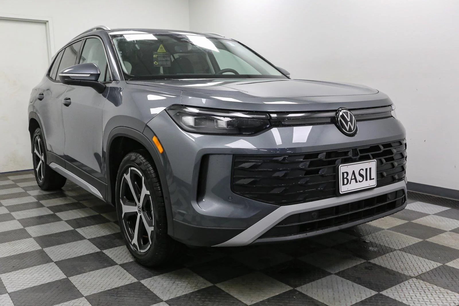 New 2026 Platinum Gray Metallic Volkswagen SE image 2