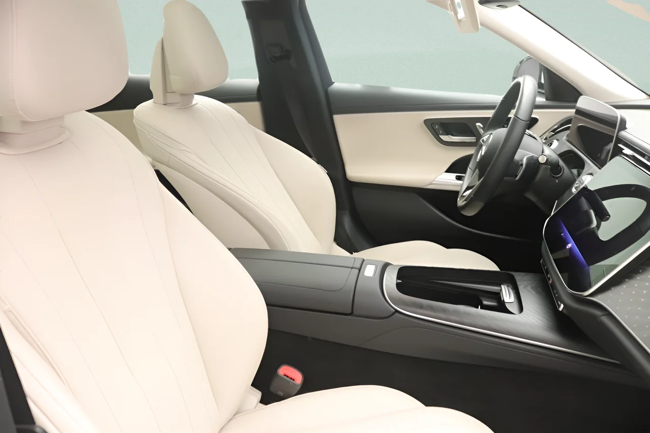 2024 Mercedes-Benz E-Class E350 - Photo 27