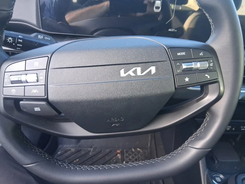 Certified Used 2025 Blue Kia EX image 11