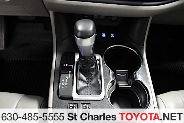 Certified Used 2018 MIDNIGHT BLACK METALLIC Toyota  image 9