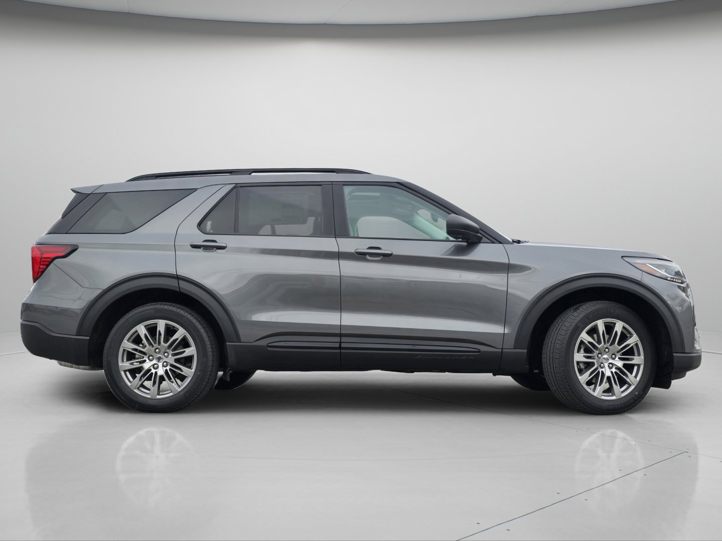 2026 Ford Explorer Active - Photo 10