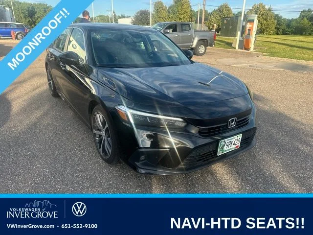 2022 Honda Civic Touring CVT's photo