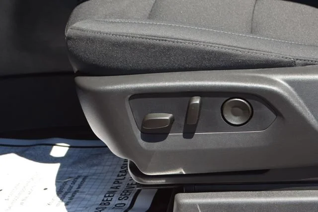 2026 Chevrolet Silverado 1500 LT - Photo 16
