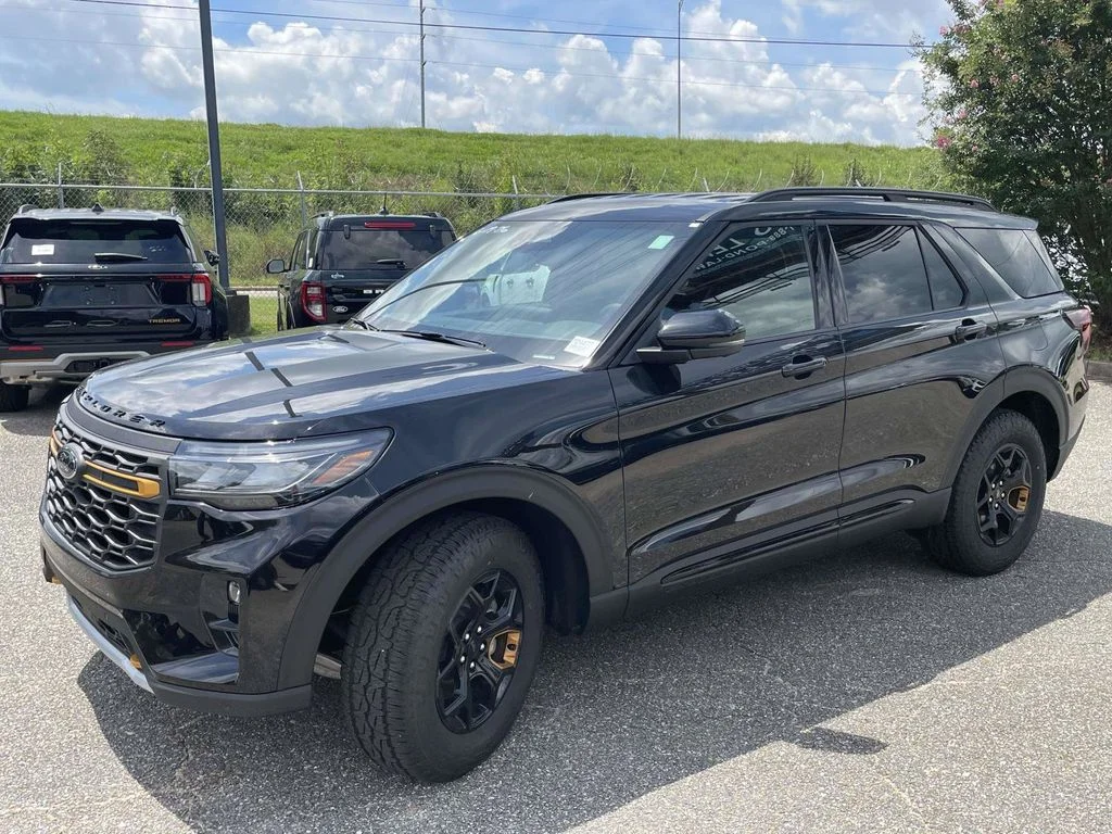 2026 Ford Explorer Tremor - Photo 7