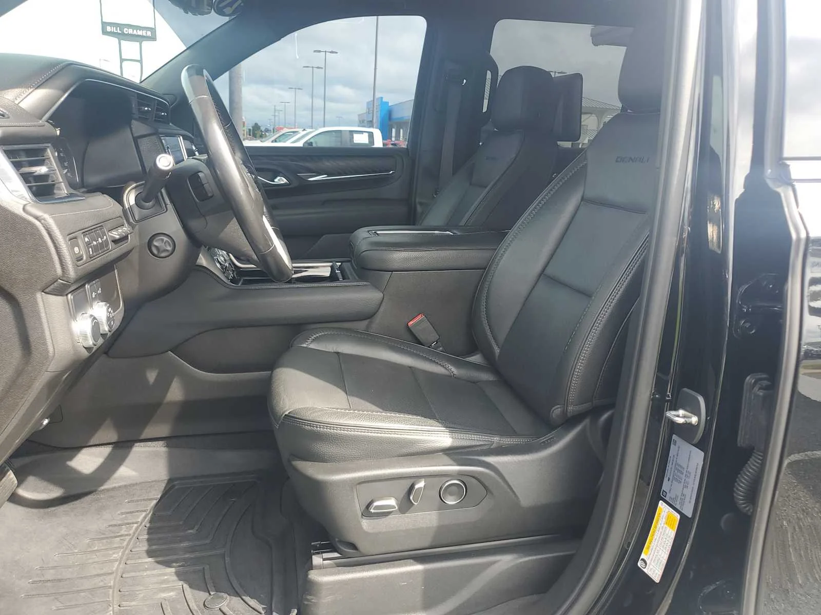 Used 2021 ONYX BLACK GMC Denali image 21