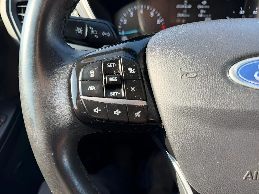 Used 2021 Iconic Silver Metallic Ford SEL image 21