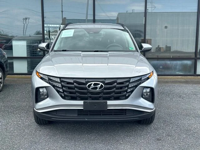 Certified Used 2022 Silver Hyundai SEL image 2