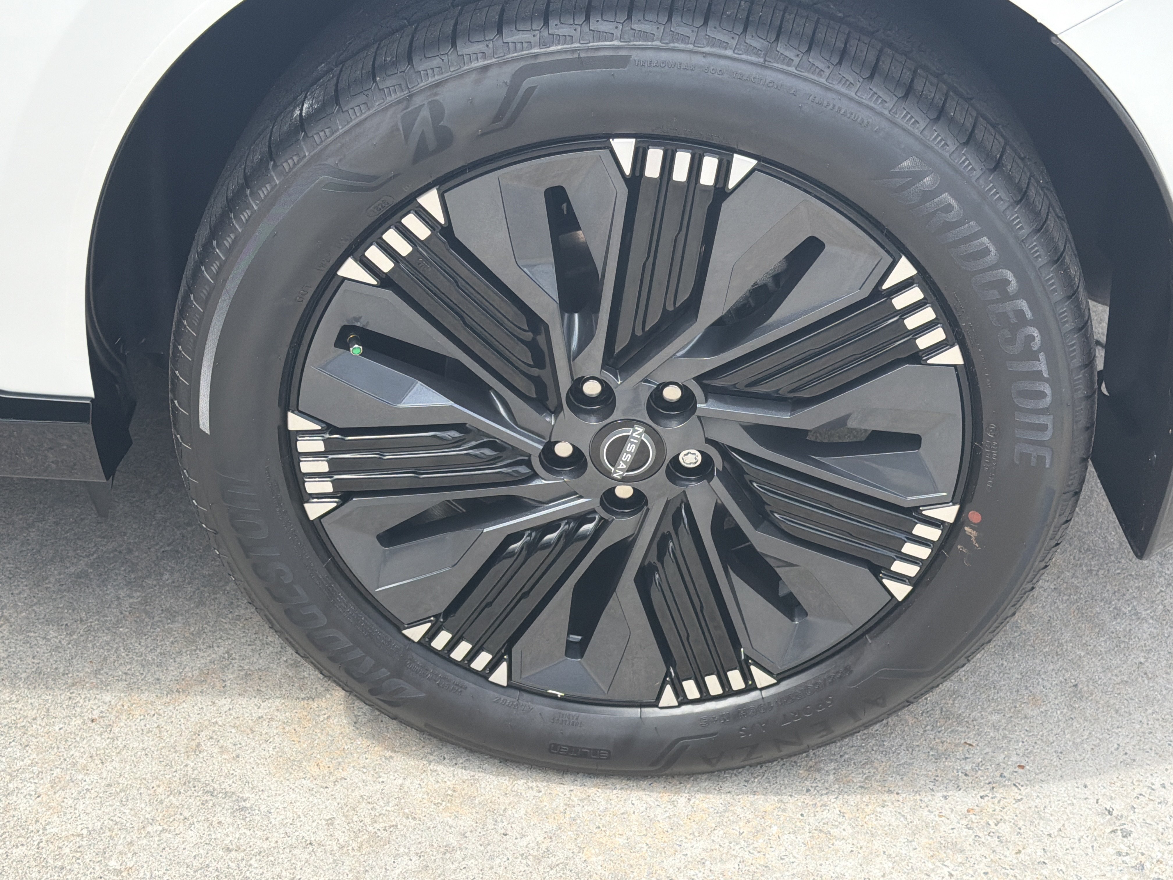 New 2026 Everest White Pearl Tricoat Nissan Platinum image 20