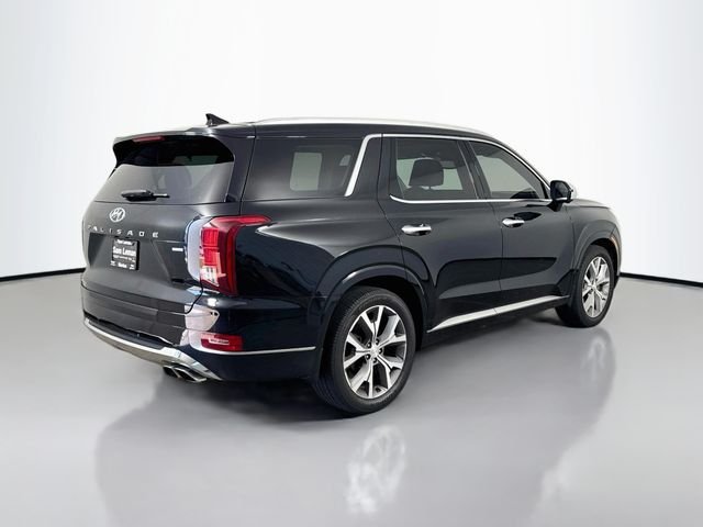 Used 2021 Black Hyundai Limited image 7