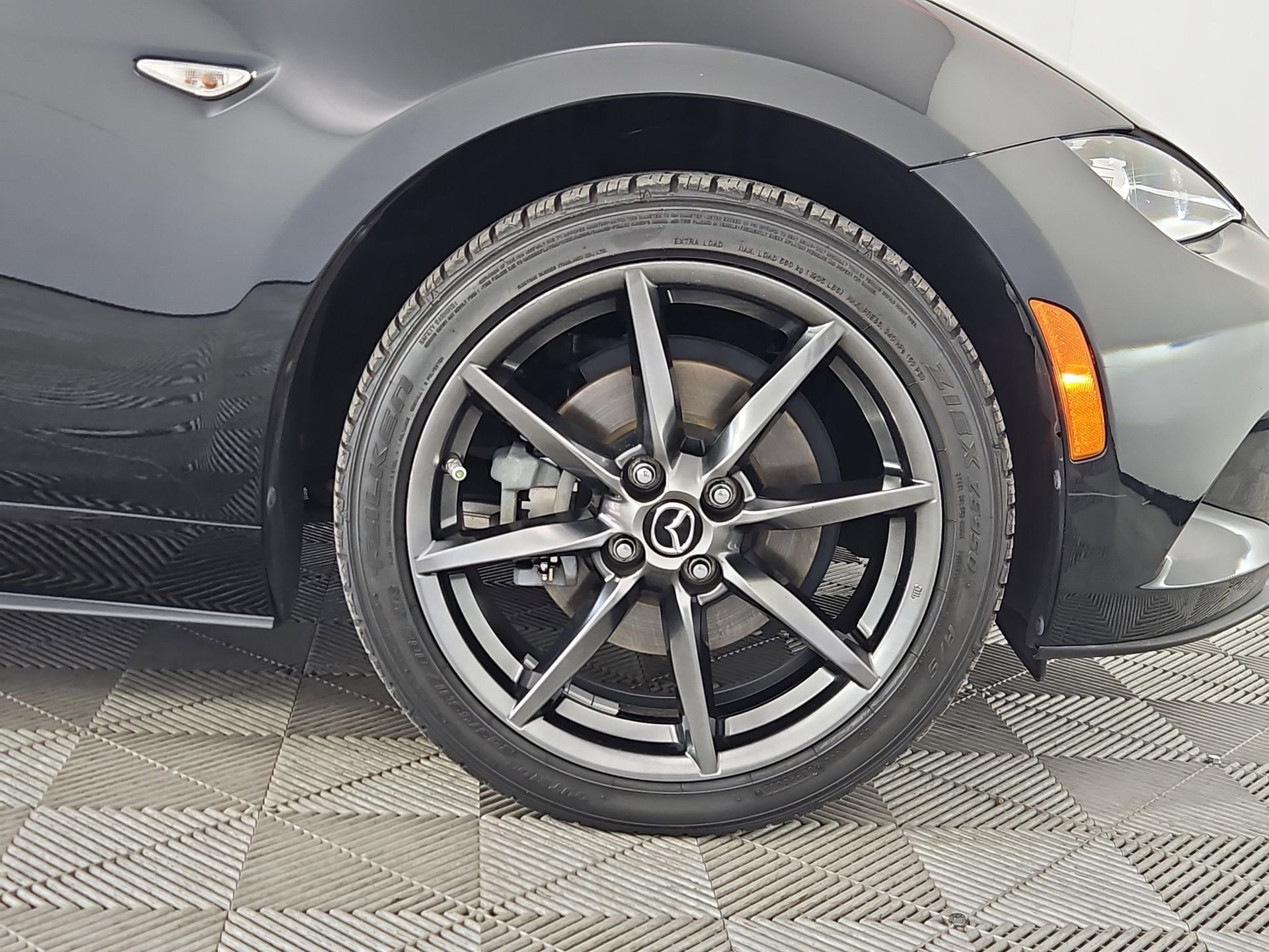 Used 2018 Black Mazda Grand Touring image 10