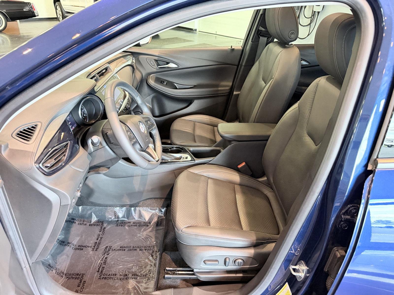 Used 2023 Sapphire Metallic Buick Essence image 36
