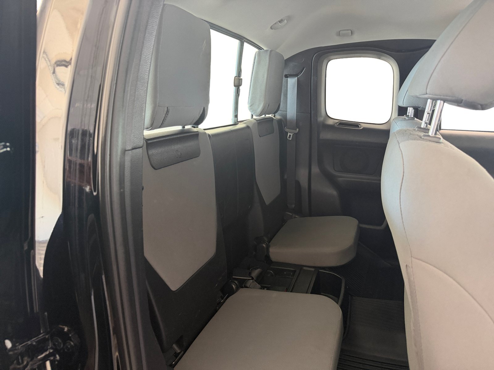 Used 2018 Midnight Black Metallic Toyota SR image 30