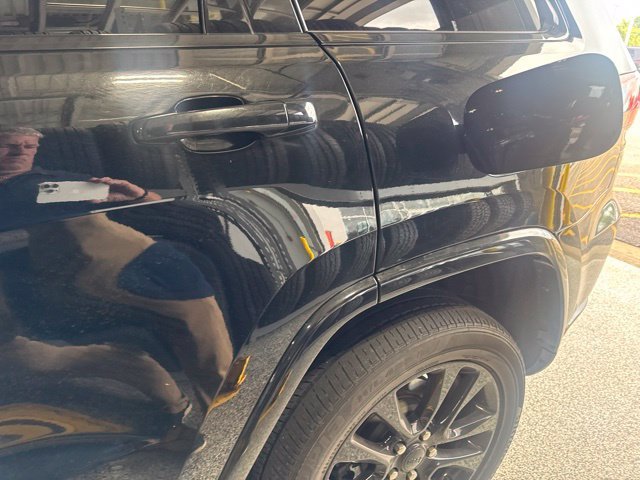 Used 2018 Black Jeep Altitude image 6