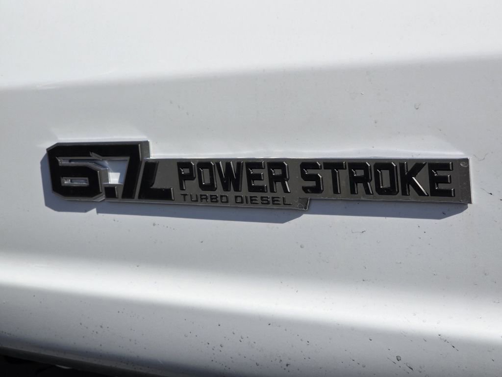 New 2026 Oxford White Ford XL image 22