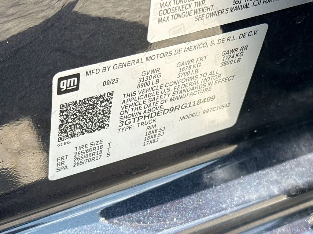 2024 GMC Sierra 1500 SLT - Photo 32