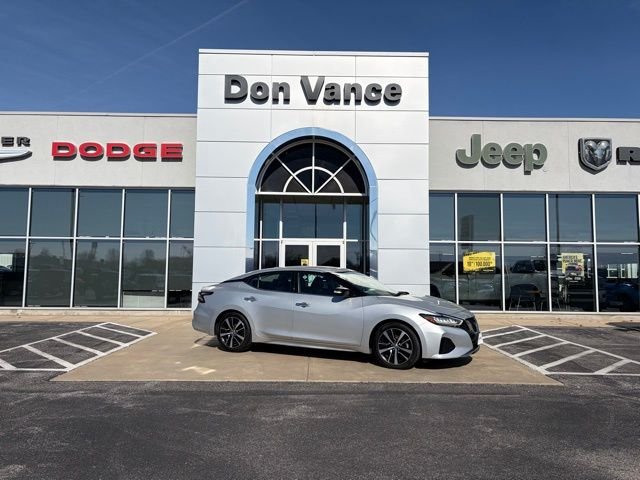 2022 Nissan Maxima SV